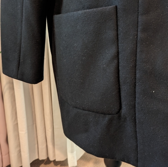 Black high neck winter coat New size M - Picture 4 of 11